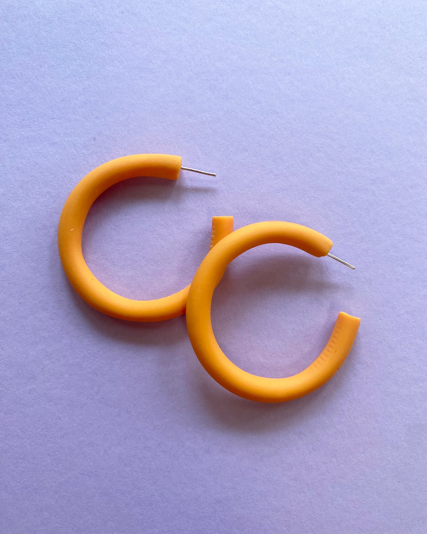 Clementine Medium Hoop Earrings