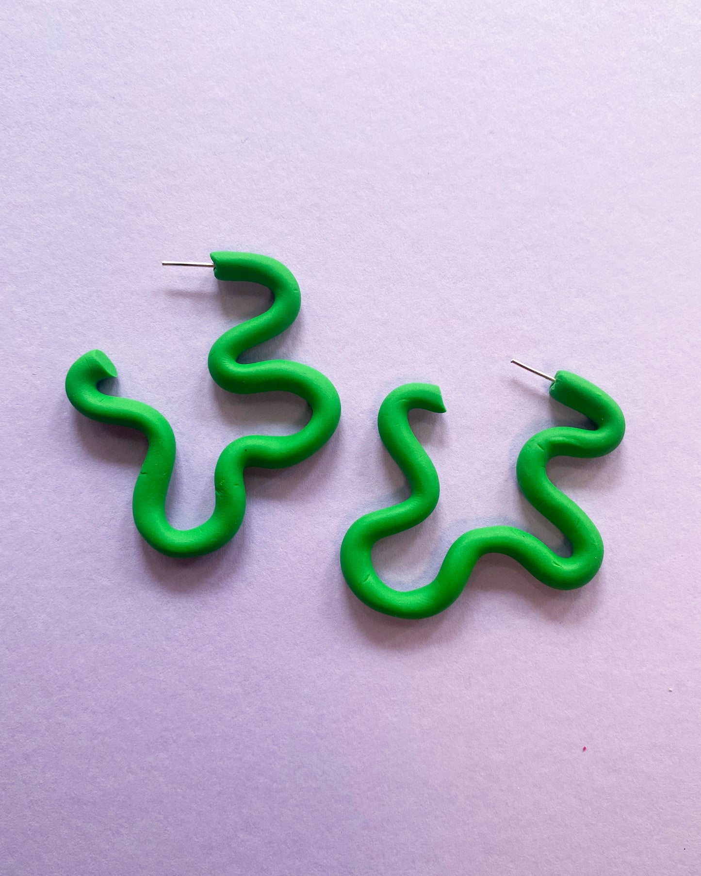 Green Medium Squiggle Hoop Earrings
