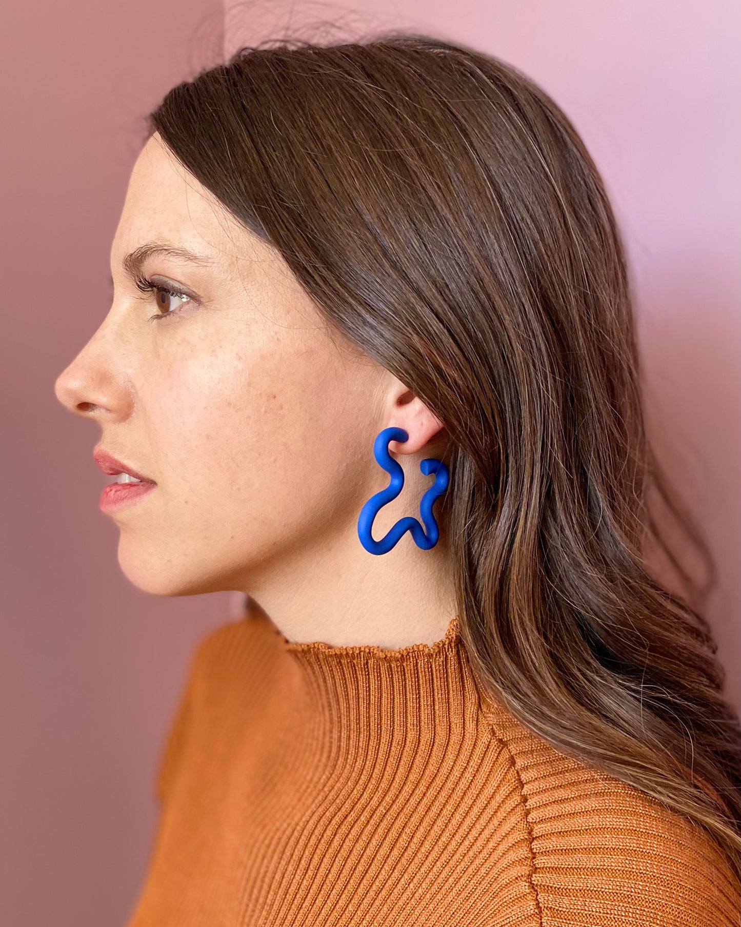 Royal Blue Medium Squiggle Hoop Earrings