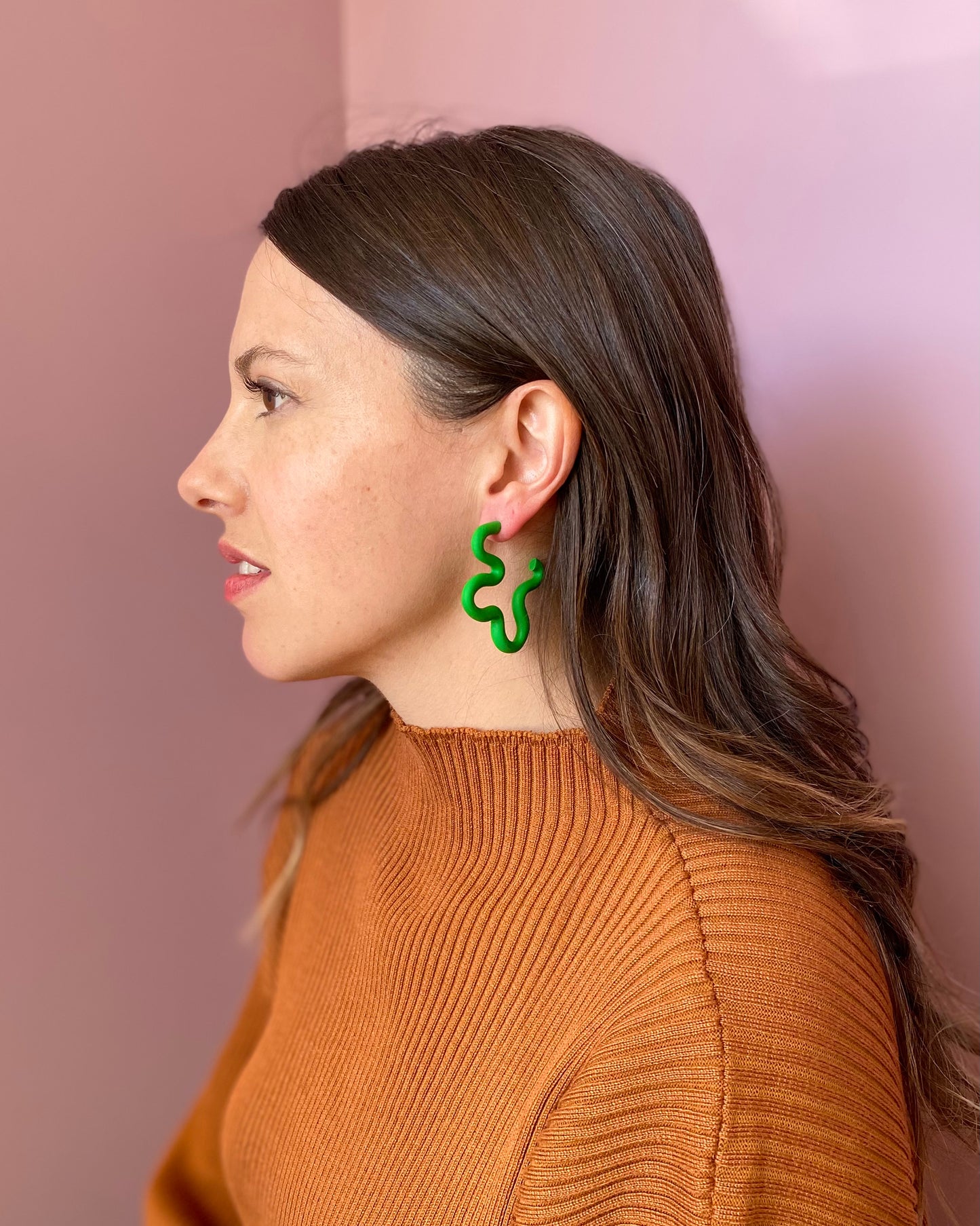 Green Medium Squiggle Hoop Earrings