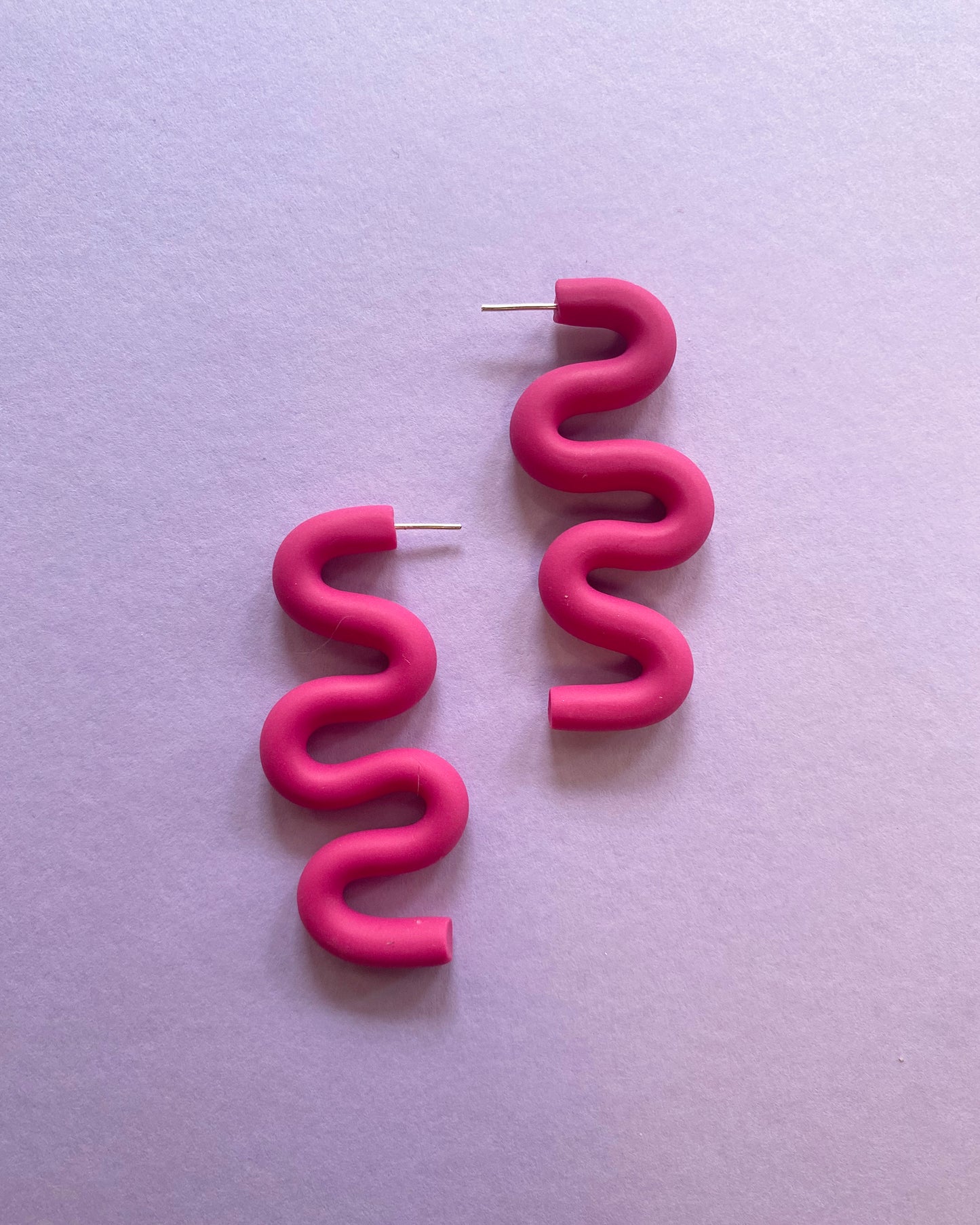 Barbie Pink Medium Loose Squiggle Stud Earrings